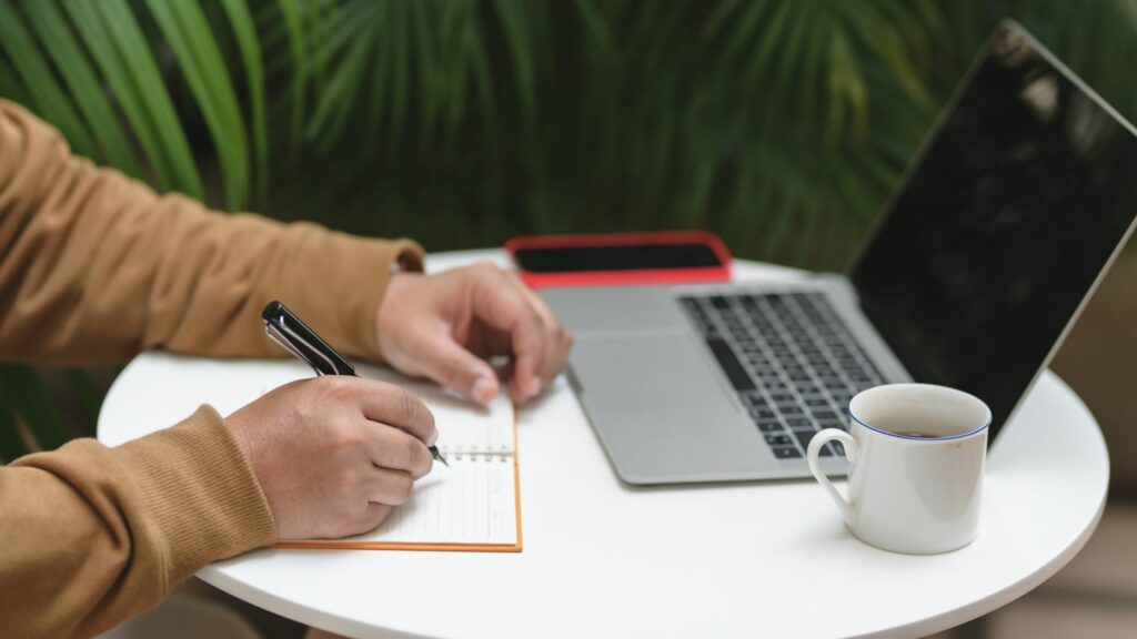 5 formas sencillas de ganar dinero rápidamente | freelancer