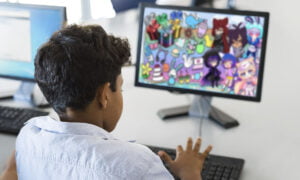 Cómo descargar gacha life en PC | Como descargar gacha life en pc