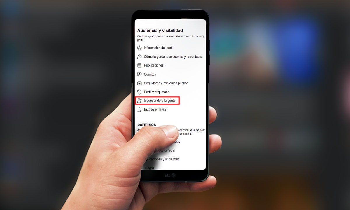 Cómo desbloquear a alguien en Facebook usando el celular | Como desbloquear a alguien en Facebook usando el celular