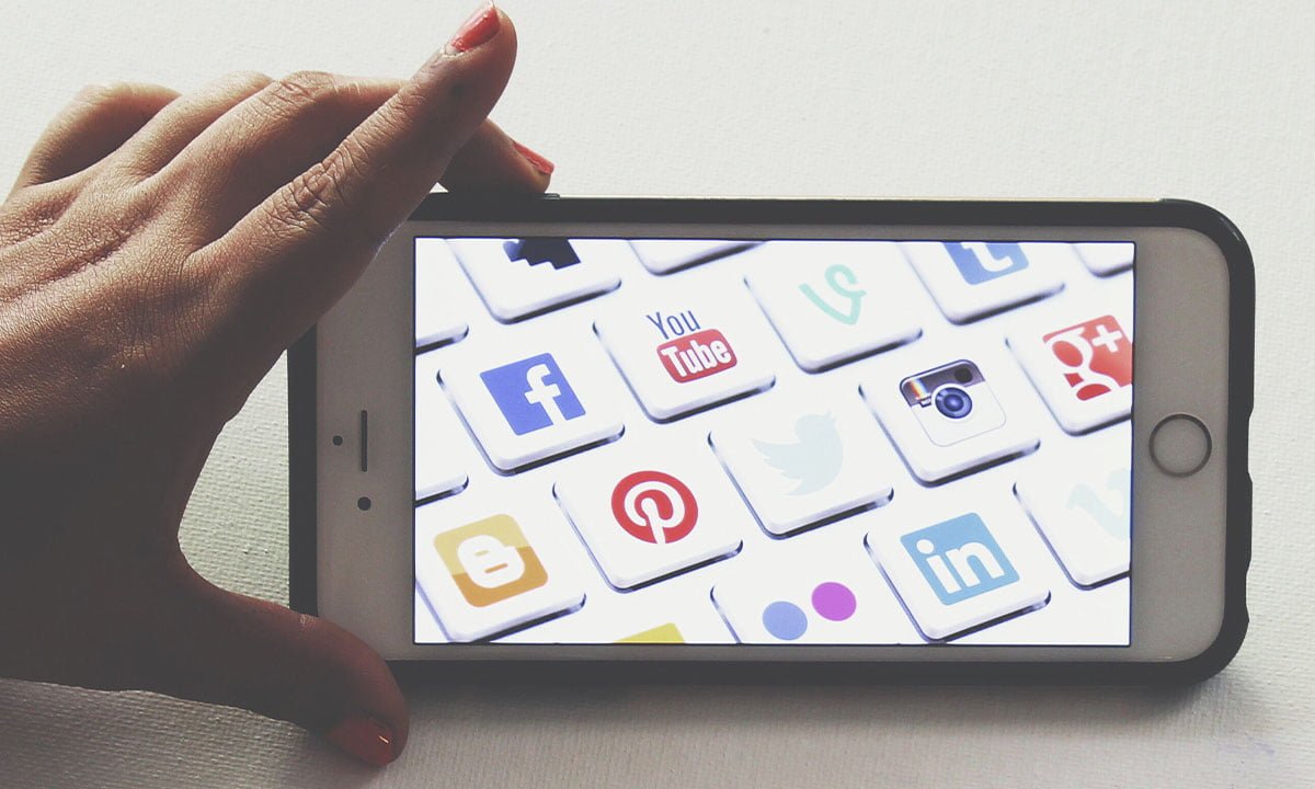 La historia de las redes sociales 1 La historia de las redes sociales | La historia de las redes sociales comprueba como empezo todo