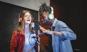 Auto-tune: conoce el secreto de los famosos para afinar su voz | Auto tune Conoce el secreto de los famosos para afinar su voz