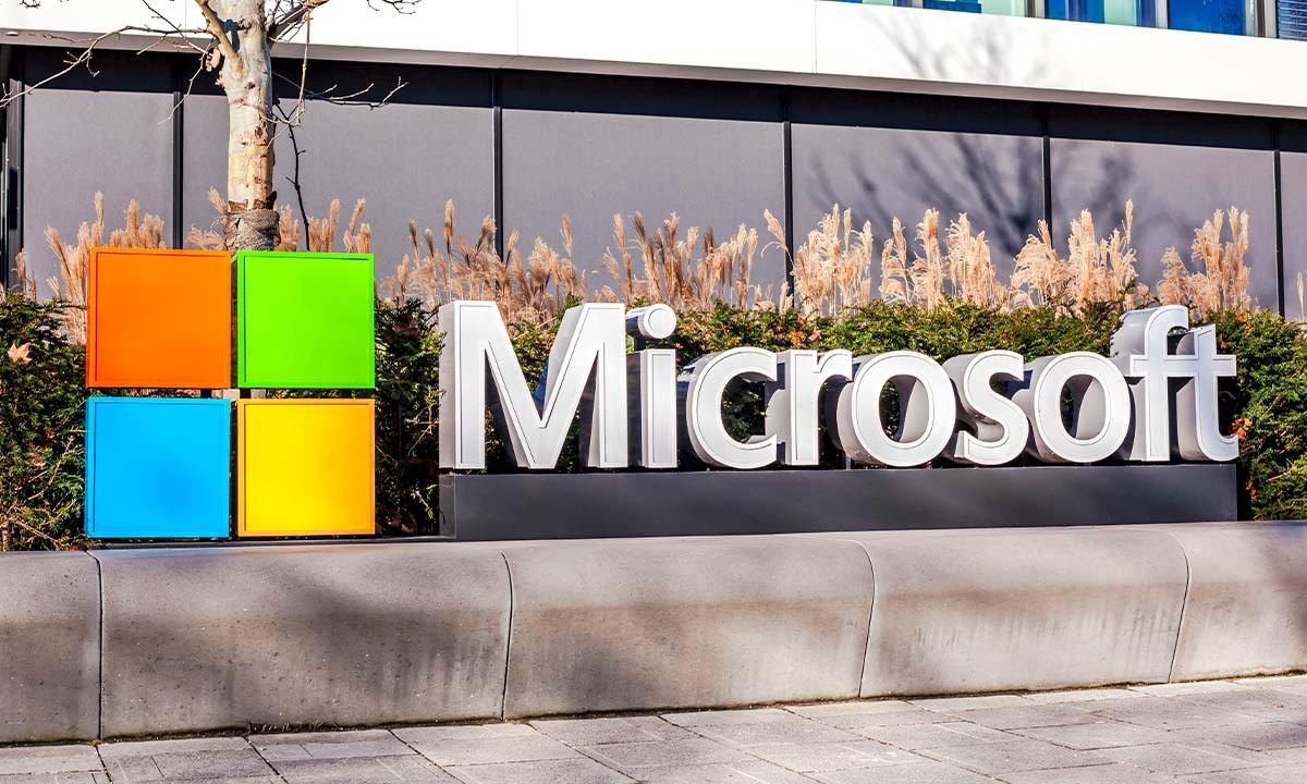 La historia completa de Microsoft: Desde la fundación hasta la actualidad 1 La historia completa de Microsoft: Desde la fundación hasta la actualidad | La historia completa de Microsoft Desde la fundacion hasta la actualidad