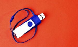 Cómo reparar un pendrive dañado | Como reparar un pendrive danado