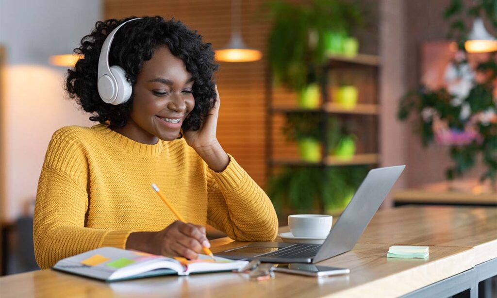 Conoce la aplicación con cientos de lecciones para aprender inglés | Foto 57.57