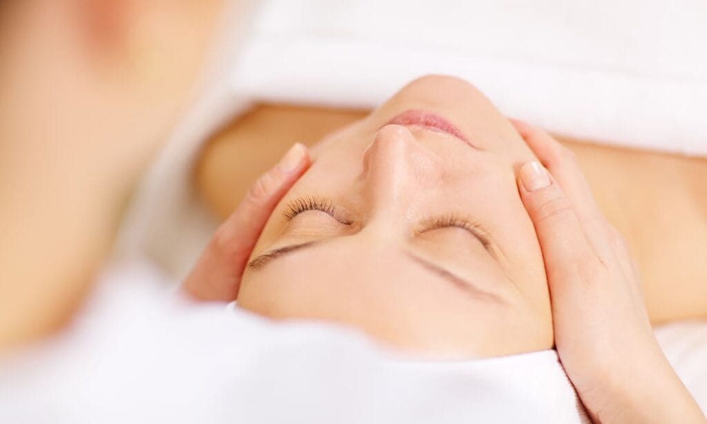Aplicación de SkinCare con ejercicios para el rostro: conoce y descarga | Aplicación de SkinCare con ejercicios para el rostro conoce y descarga1
