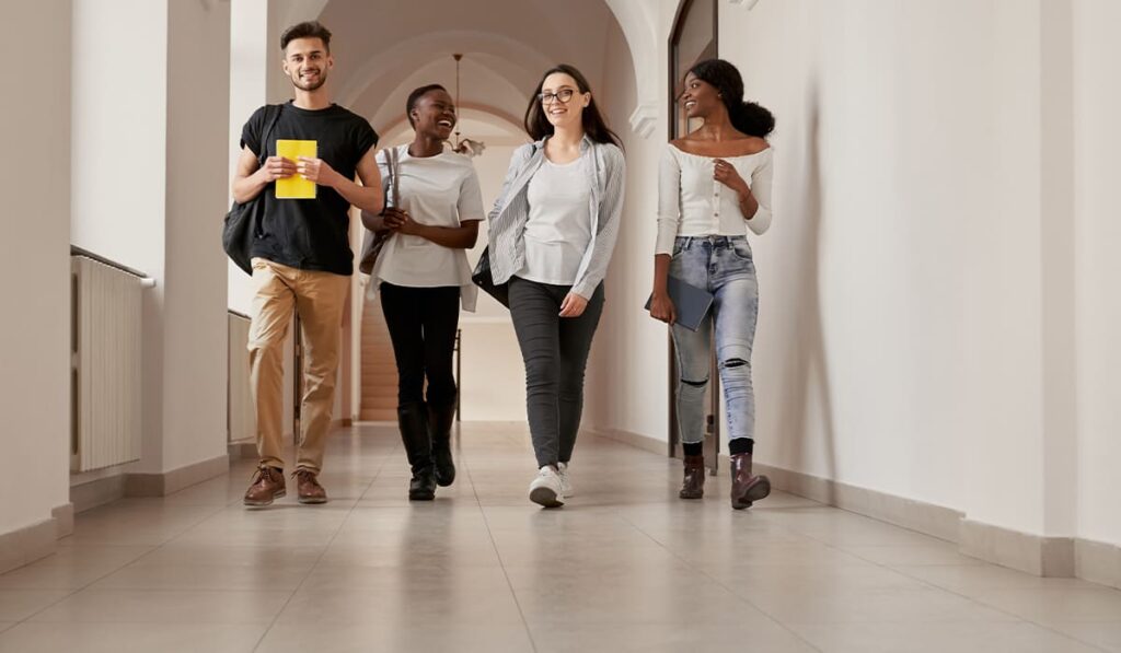 Becas completamente financiadas en España 2025 | Becas completamente financiadas en España 20241