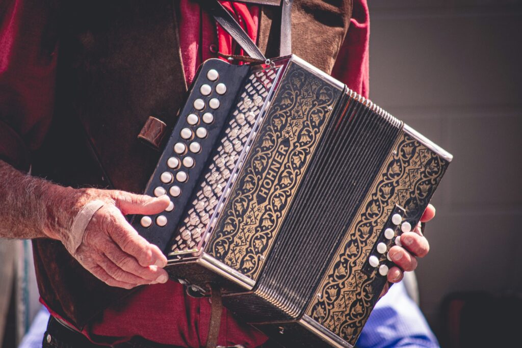 Aplicación para aprender a tocar acordeón por celular 2 aprender-a-tocar-acordeon