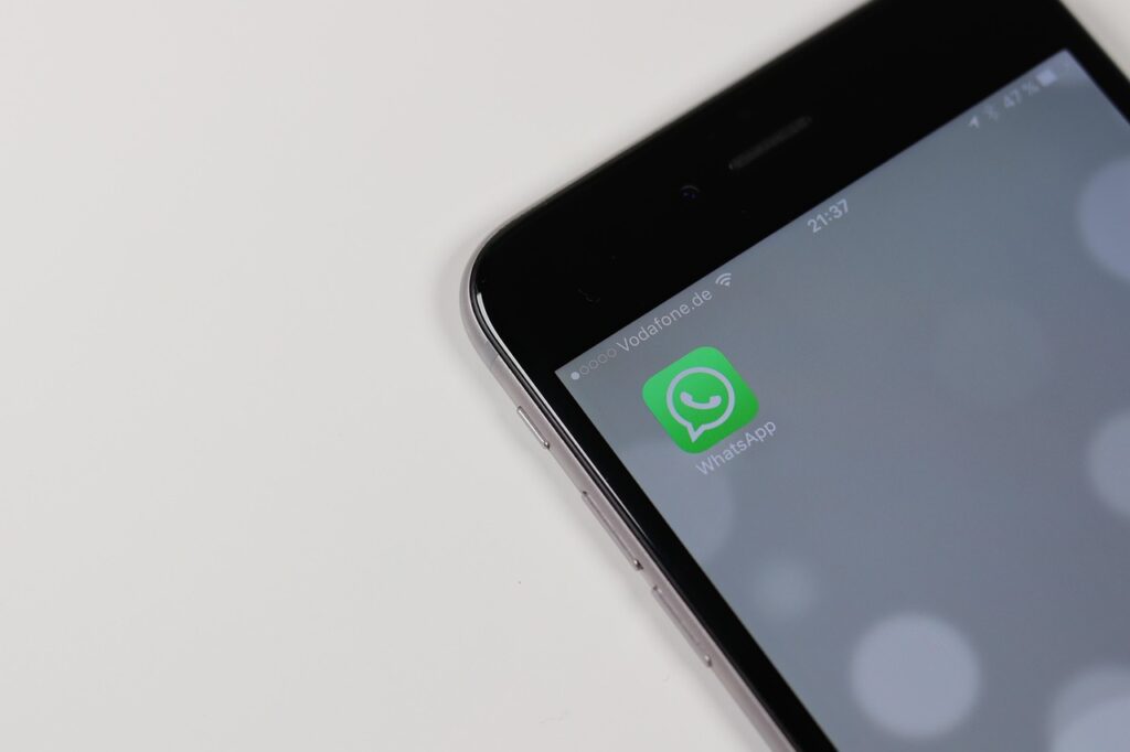 Cómo hacer stickers personalizados en WhatsApp de forma fácil y rápida 2 como-hacer-stickers