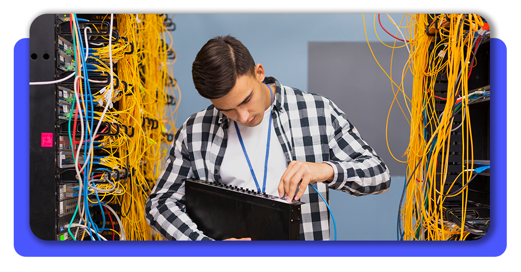 Diplomado técnico en redes: aprende a instalar y gestionar redes 2 Diplomado técnico en redes: aprende a instalar y gestionar redes | IMG 2975 01