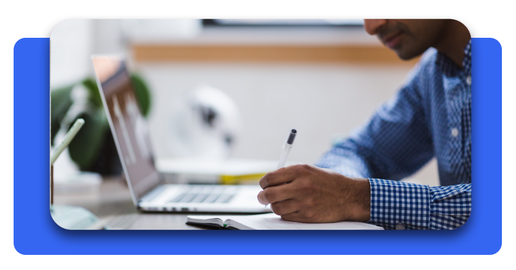 Existen diferentes tipos de cursos gratuitos para acceder a tu primer empleo, ya que te ayudarán con la formación para las entrevistas o a mejorar tu CV